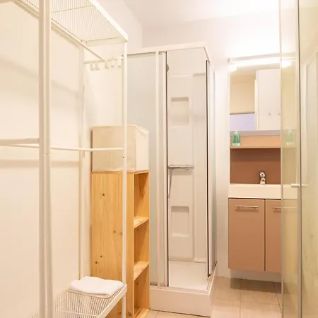 Cozee - Stunning Views Apartment
